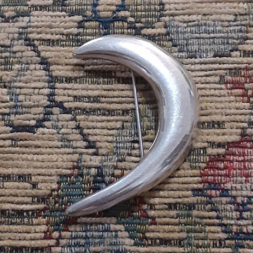 Simple Silver Tone Large Statement Piece Moon Bro… - image 2